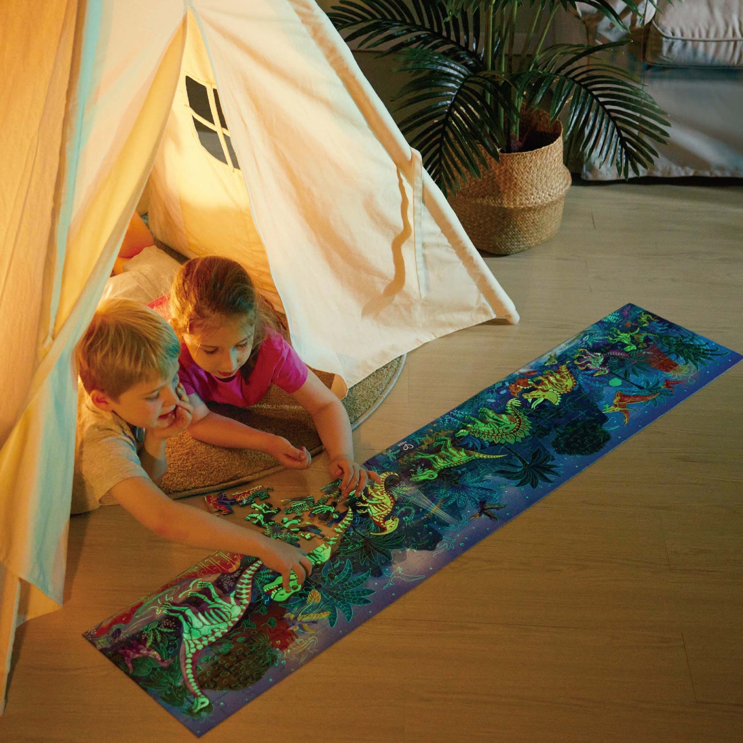 Hape Dinosaurs Puzzle 200 Pieces Colorful Giant Dinosaurs Long Puzzle